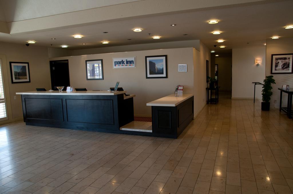 The Hotel Fresno Luaran gambar