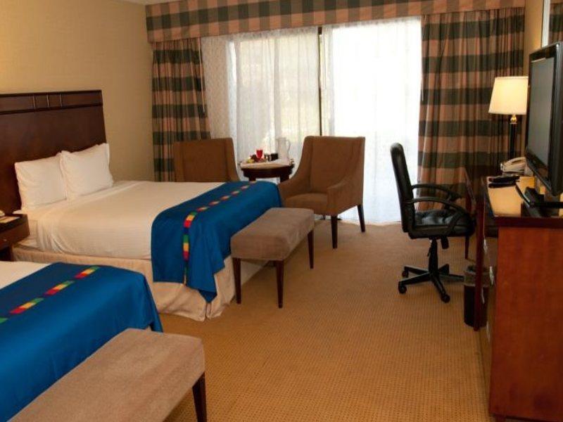 The Hotel Fresno Luaran gambar