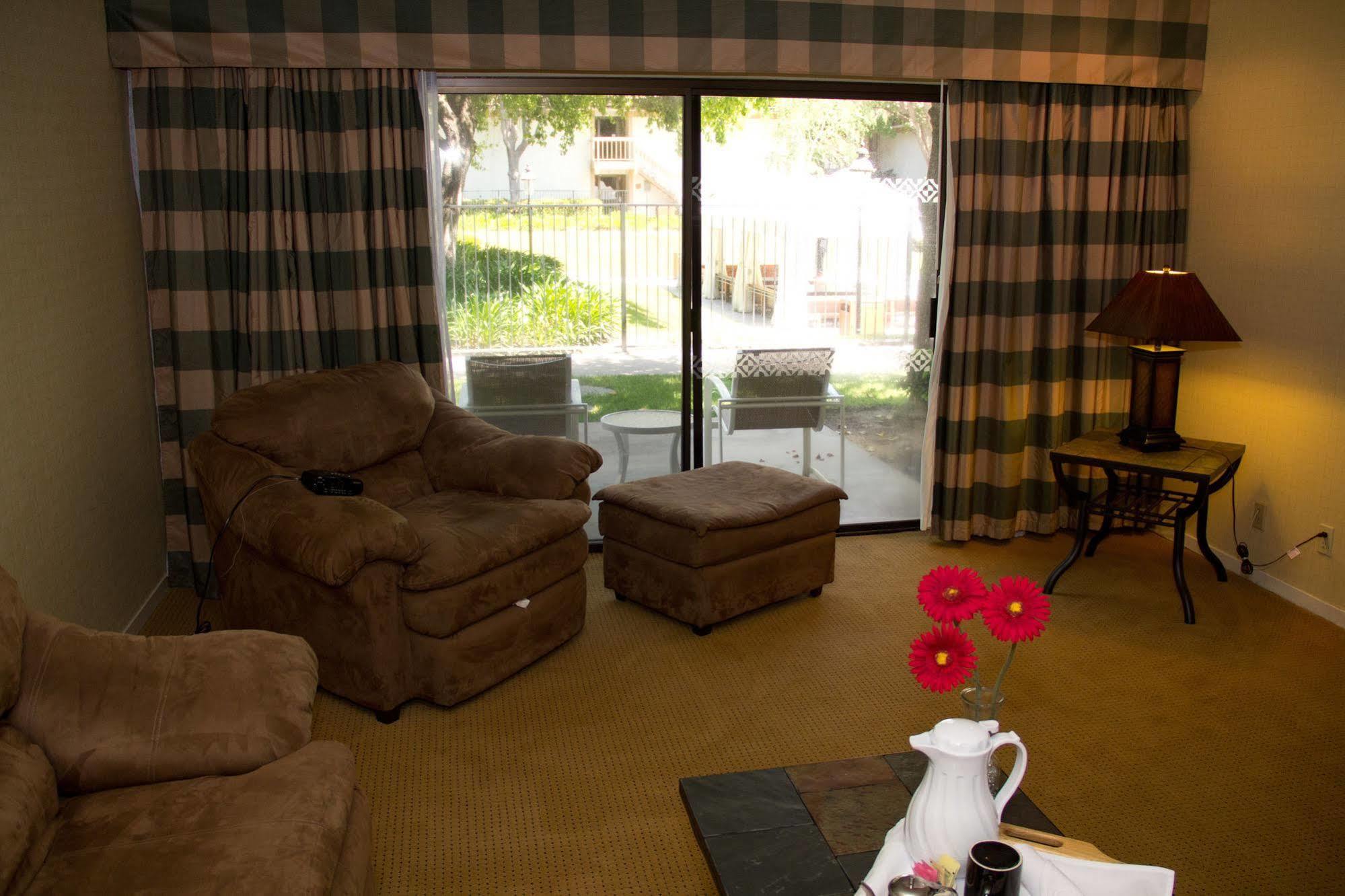 The Hotel Fresno Luaran gambar