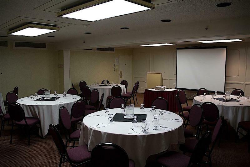The Hotel Fresno Luaran gambar
