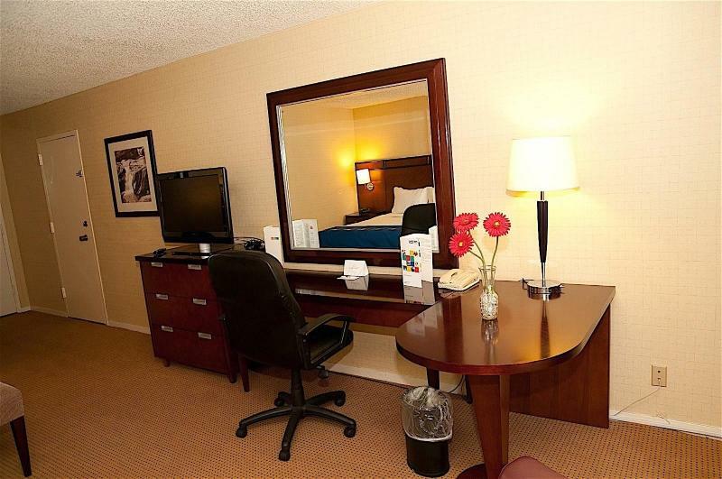 The Hotel Fresno Luaran gambar