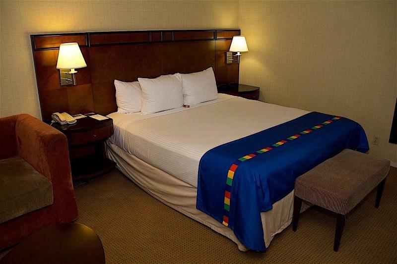 The Hotel Fresno Luaran gambar